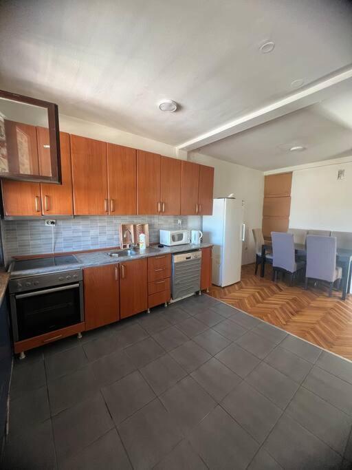 Prishtina Dardania Apartment Πρίστινα Εξωτερικό φωτογραφία